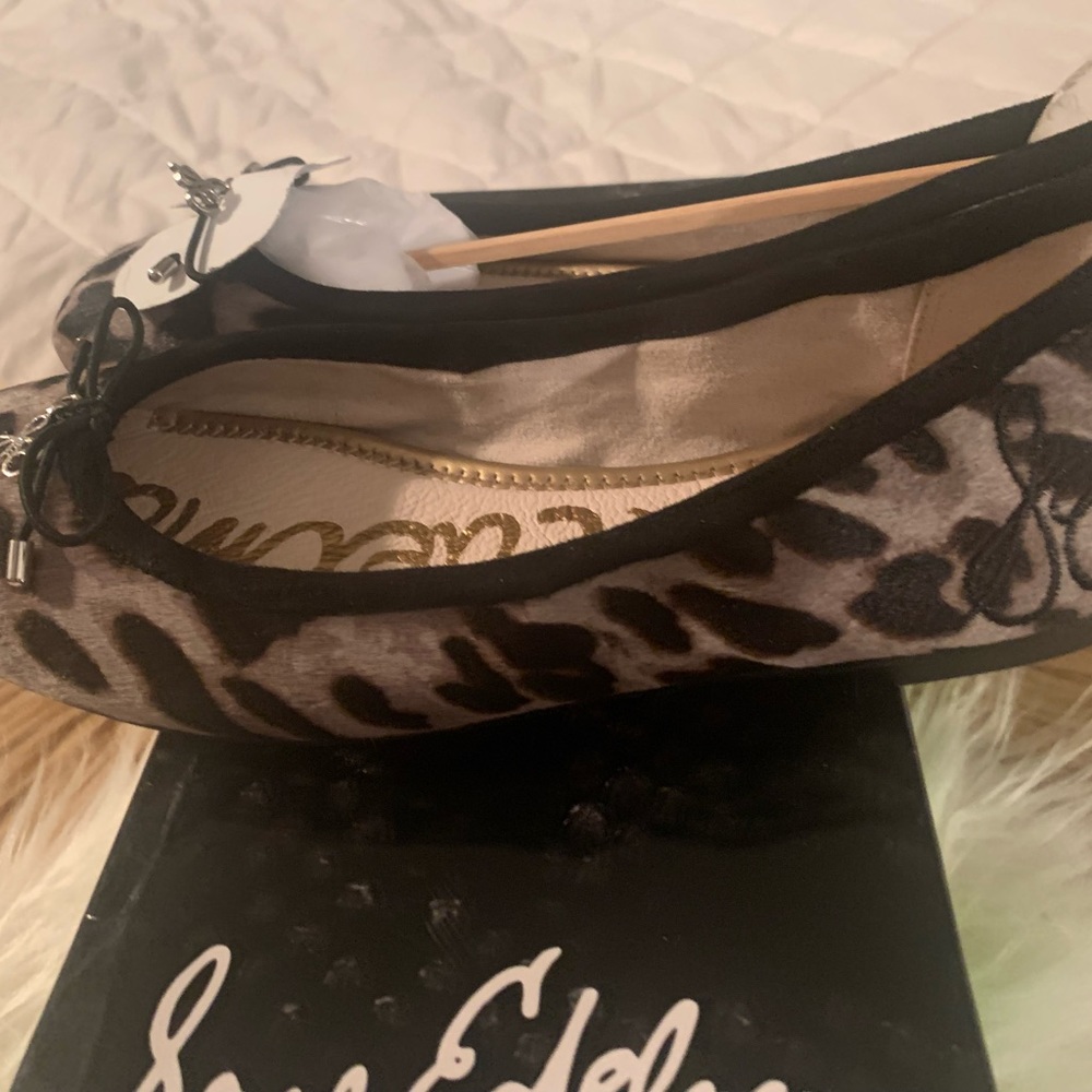 SAM EDELMAN FELICIA GREY LEOPARD SHOE. - Picture 5 of 6